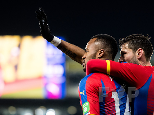 Ayew goal celebrate Grimsby